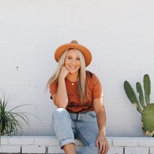 Meet your Posher, Anna